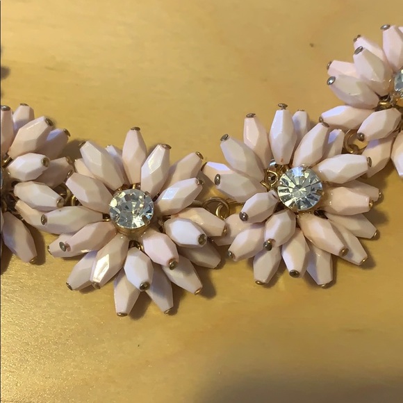 Talbots Statement Necklace - Picture 2 of 3